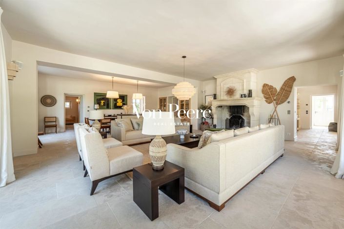 Image No.9-5 Bed House for sale