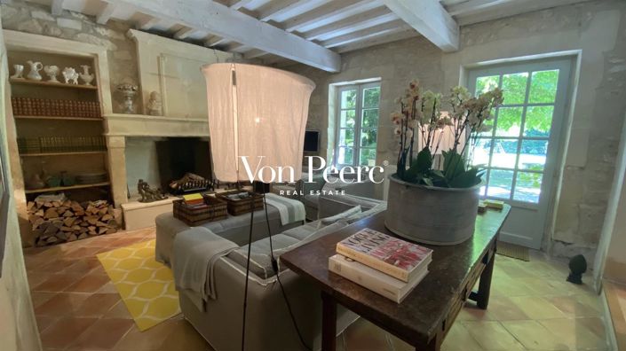 Image No.9-5 Bed House for sale