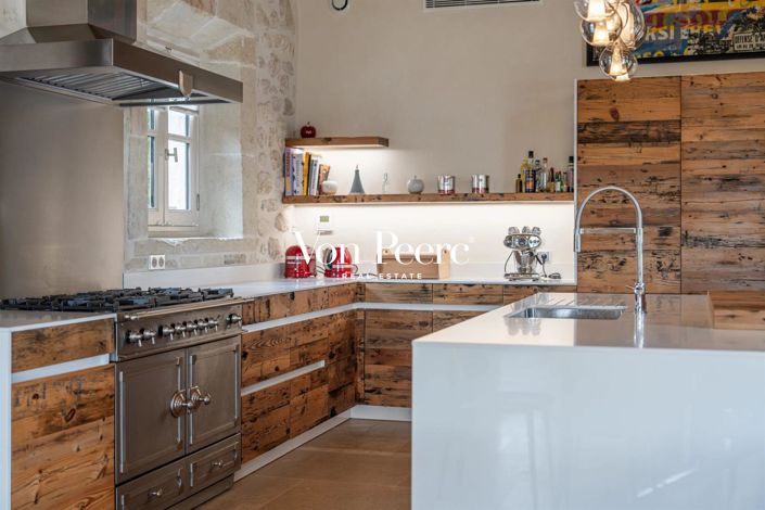 Image No.13-5 Bed House for sale