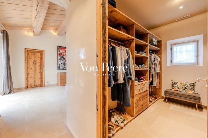 Image No.17-5 Bed House for sale