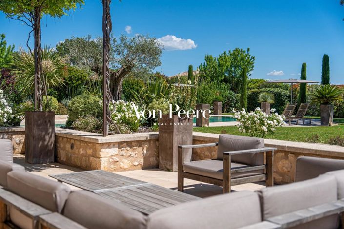 Image No.7-5 Bed House for sale