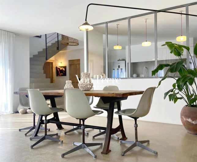 Image No.1-2 Bed House for sale