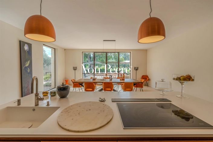 Image No.15-6 Bed House for sale