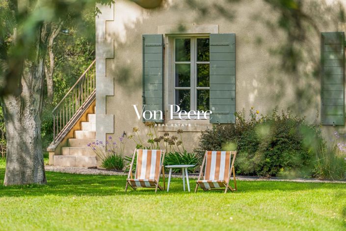 Image No.5-6 Bed House for sale