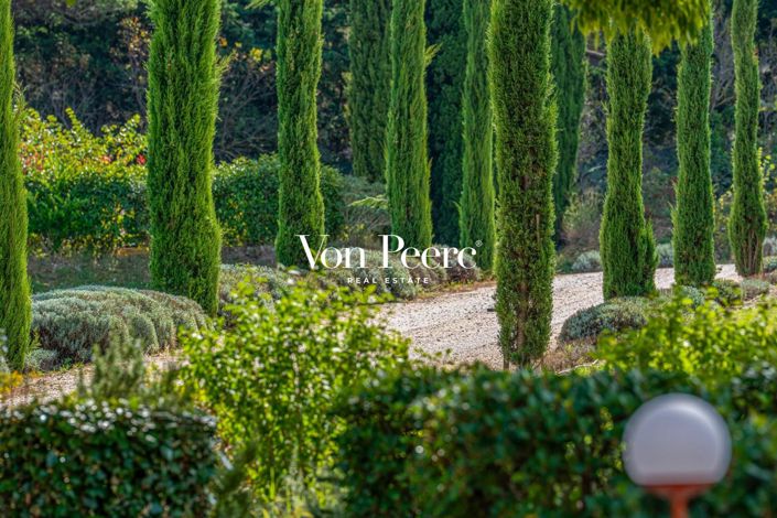 Image No.6-6 Bed House for sale