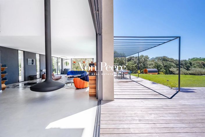 Image No.19-6 Bed House for sale