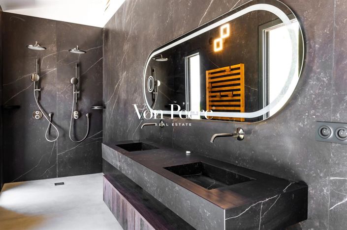 Image No.27-6 Bed House for sale