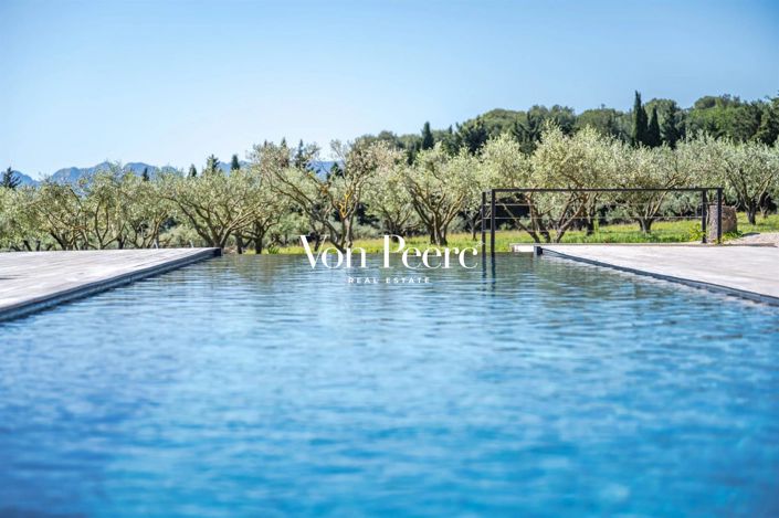 Image No.7-6 Bed House for sale