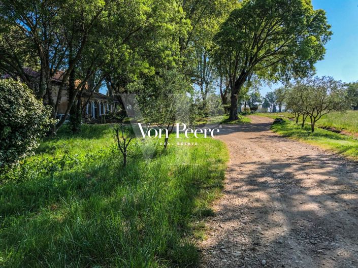 Image No.7-6 Bed House for sale