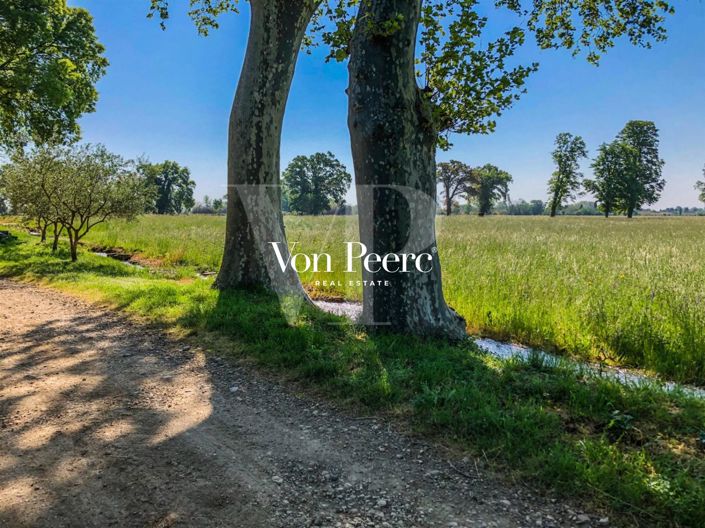 Image No.8-6 Bed House for sale