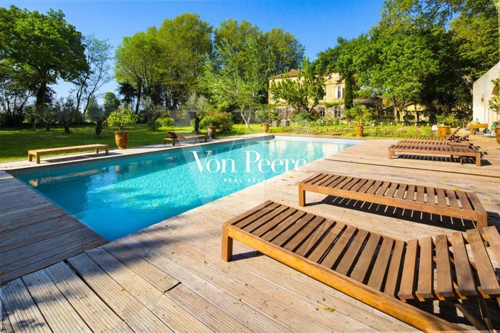 Image No.9-6 Bed House for sale