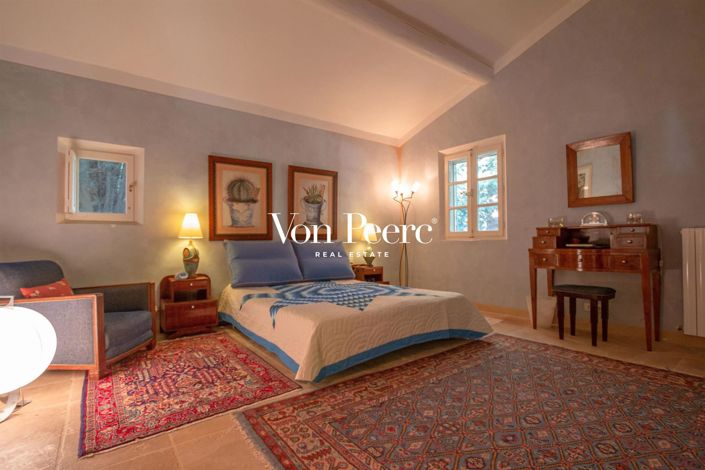 Image No.15-7 Bed House for sale