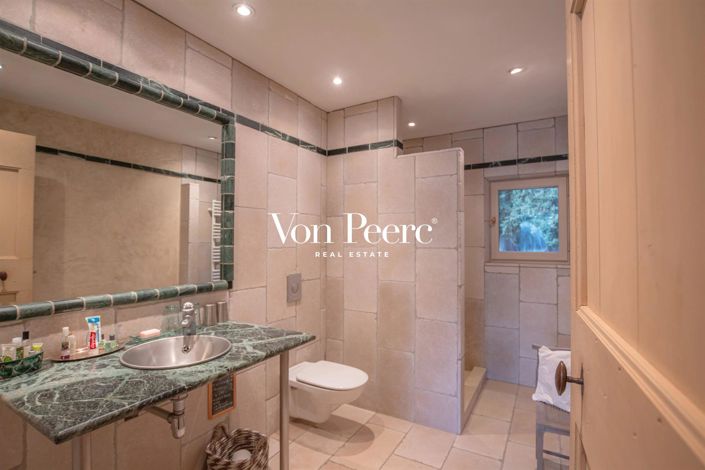 Image No.16-7 Bed House for sale