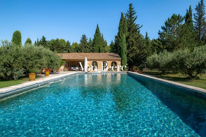 Image No.8-7 Bed House for sale