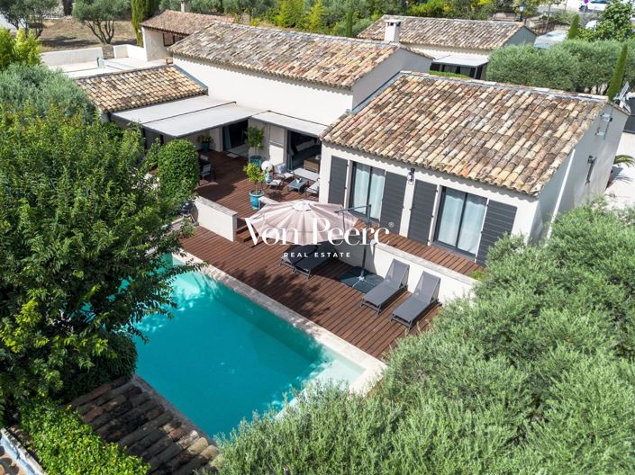 Image No.1-5 Bed House for sale