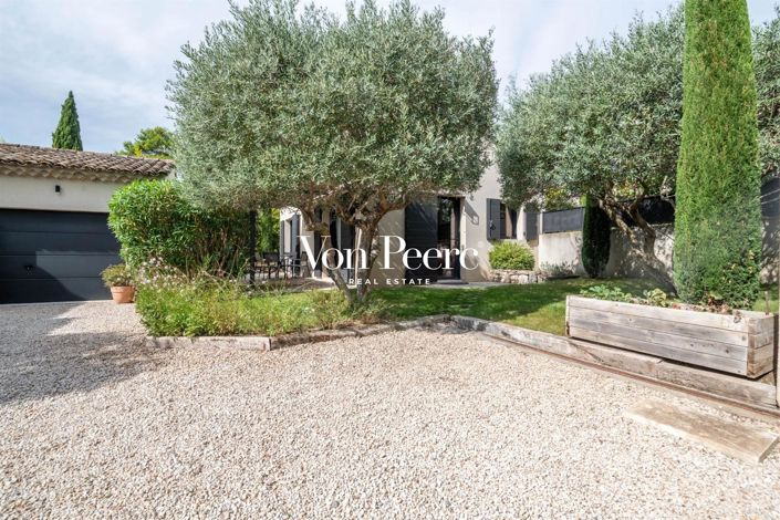 Image No.16-5 Bed House for sale