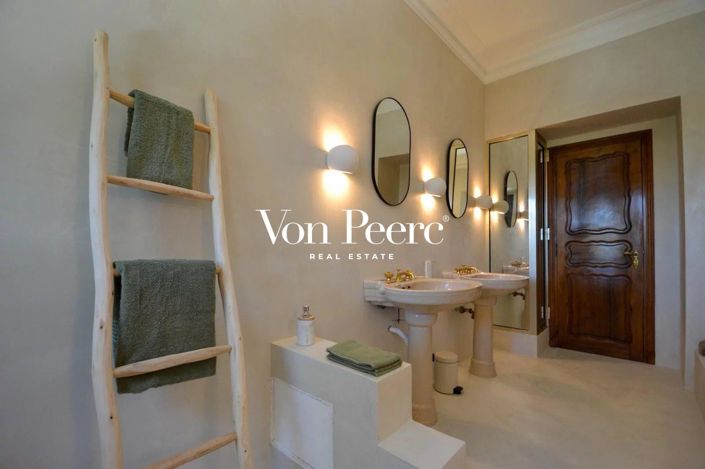 Image No.6-Maison de 5 chambres à vendre à Beaucaire