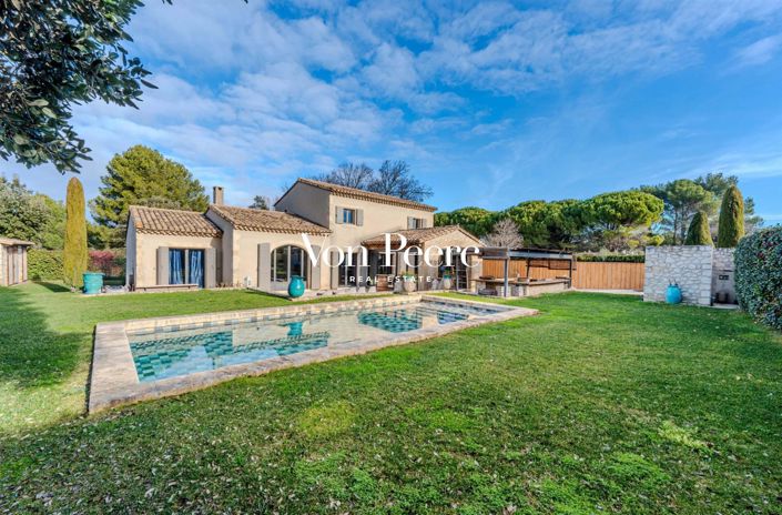 Image No.1-4 Bed House for sale