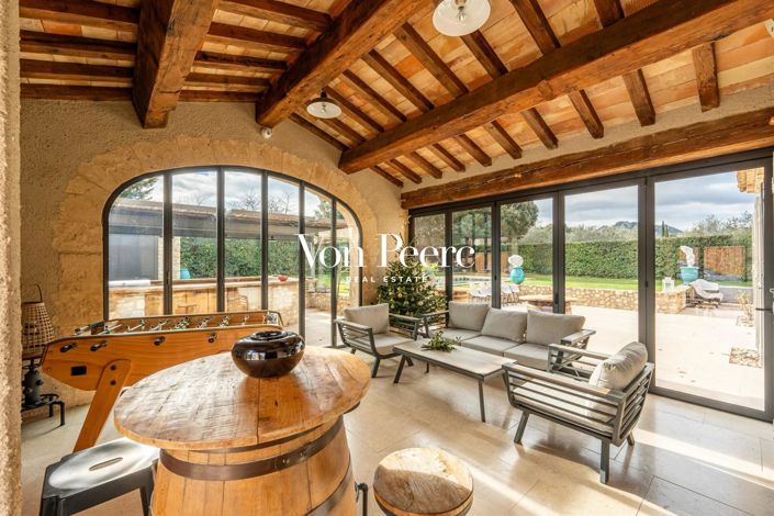 Image No.6-4 Bed House for sale