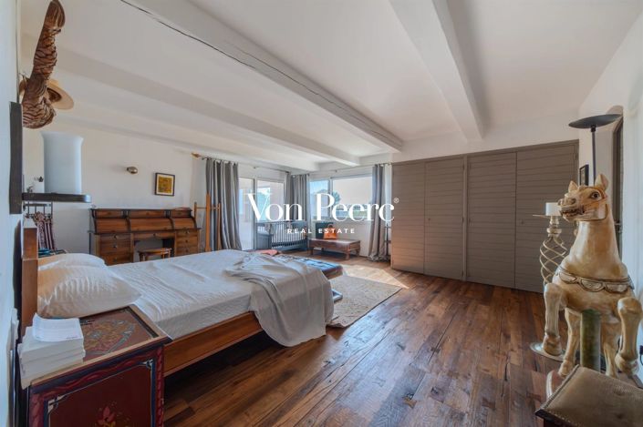 Image No.6-3 Bed House for sale