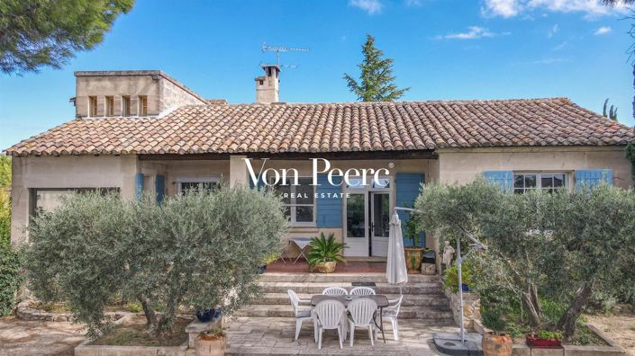 Image No.2-5 Bed House for sale