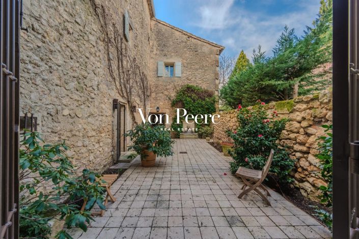 Image No.6-4 Bed House for sale