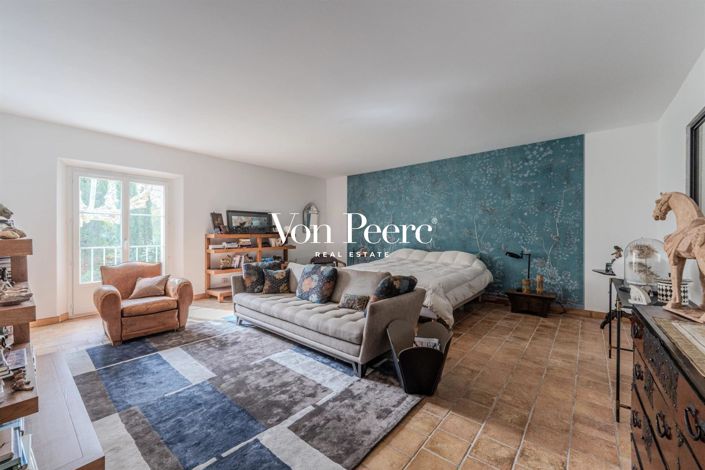 Image No.12-4 Bed House for sale