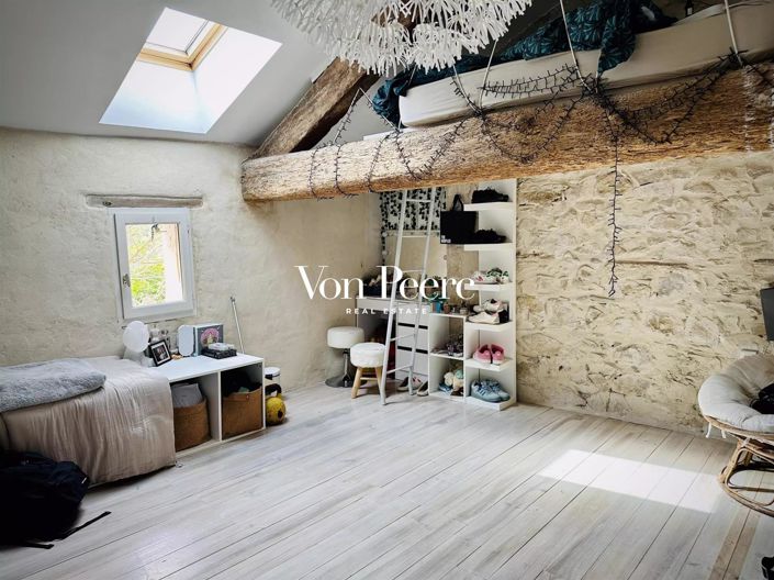 Image No.10-3 Bed House for sale