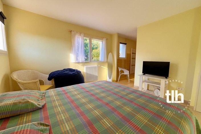 Image No.11-5 Bed House for sale