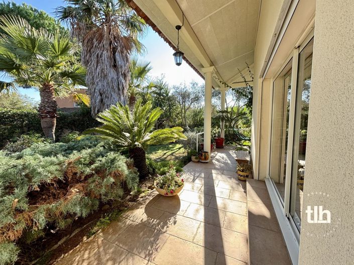 Image No.20-5 Bed House for sale