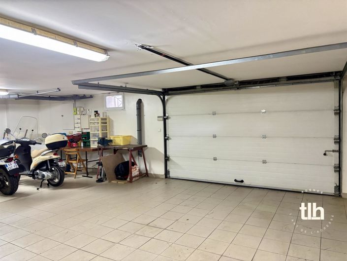 Image No.29-5 Bed House for sale