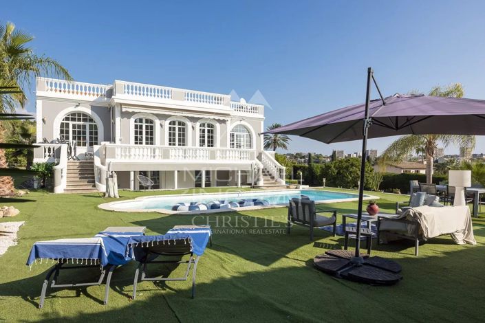 Image No.8-4 Bed House for sale