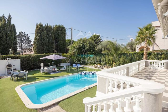 Image No.9-4 Bed House for sale