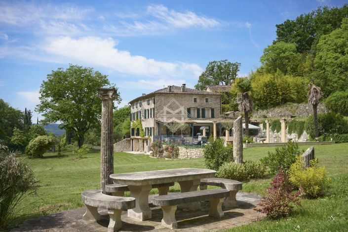 Image No.2-7 Bed House for sale