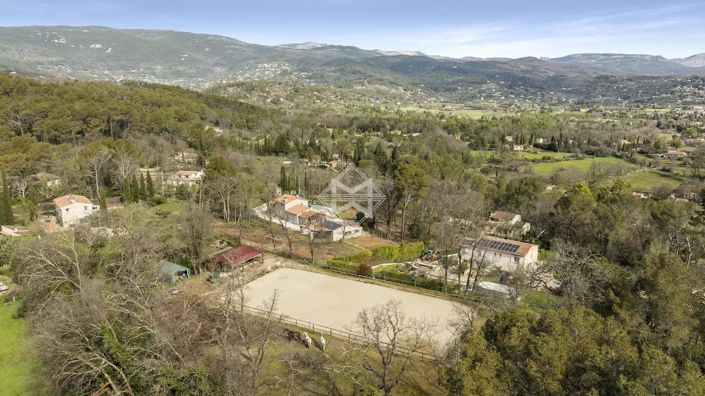 Image No.6-4 Bed House for sale