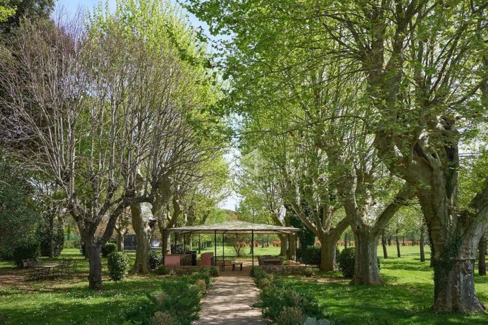 Image No.11-11 Bed House for sale