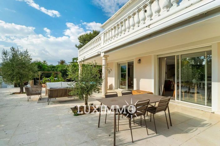 Image No.14-5 Bed House for sale