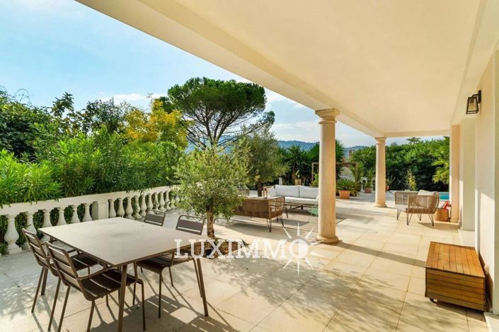 Image No.3-5 Bed House for sale