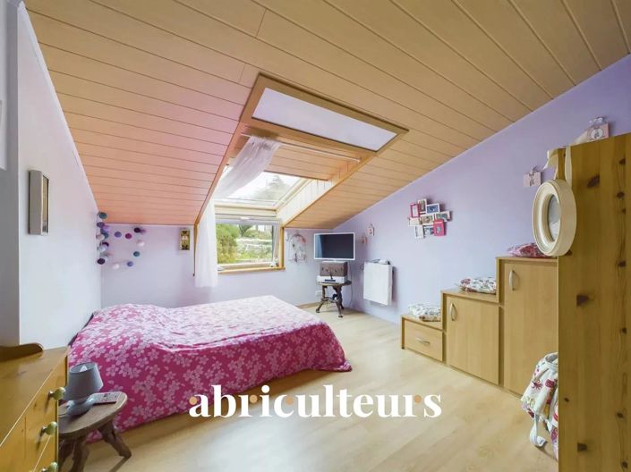 Image No.13-4 Bed House for sale