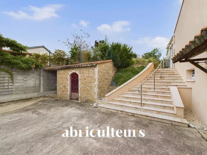 Image No.15-4 Bed House for sale