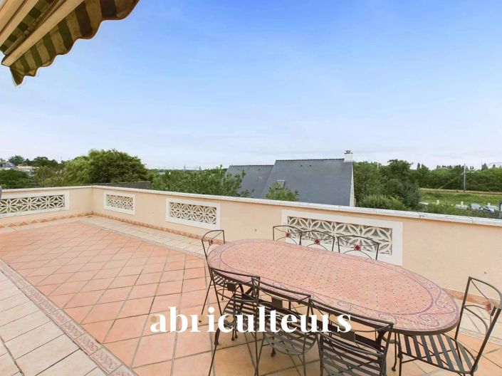 Image No.9-4 Bed House for sale