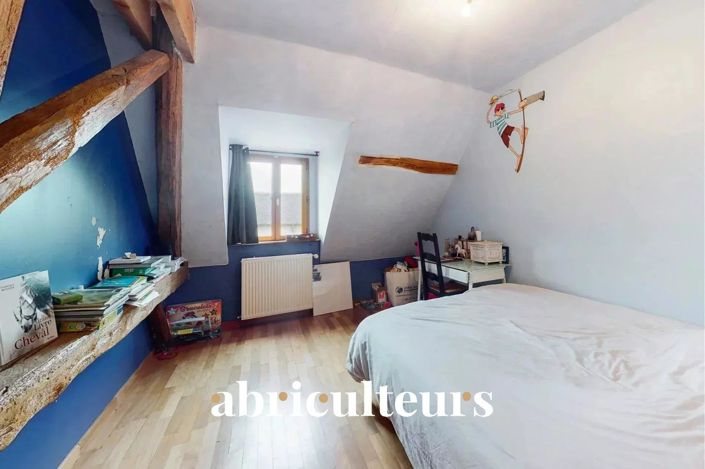 Image No.6-5 Bed House for sale