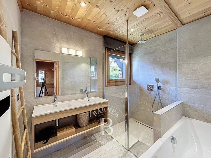 Image No.11-4 Bed House for sale