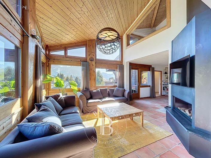 Image No.3-4 Bed House for sale