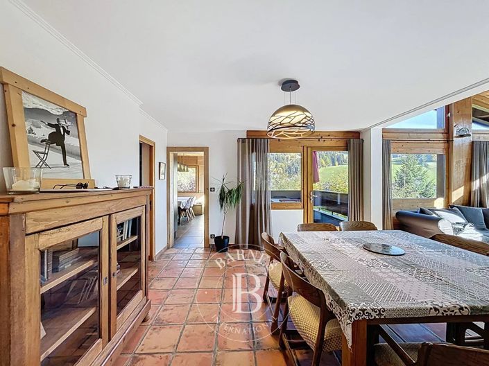 Image No.6-4 Bed House for sale