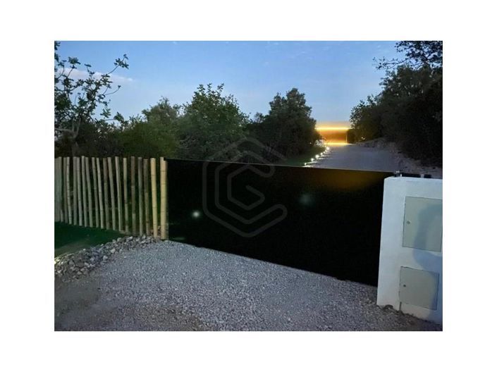 Image No.28-4 Bed House for sale