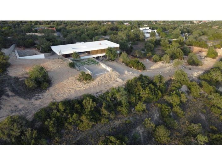 Image No.9-4 Bed House for sale