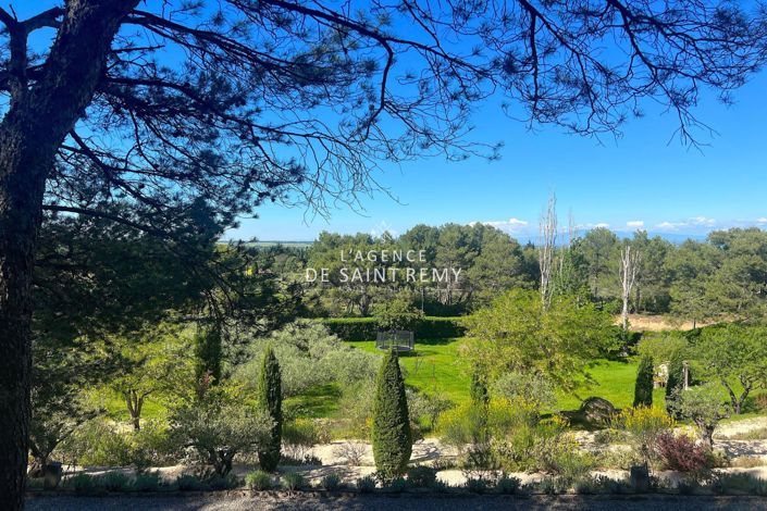 Image No.4-5 Bed House for sale