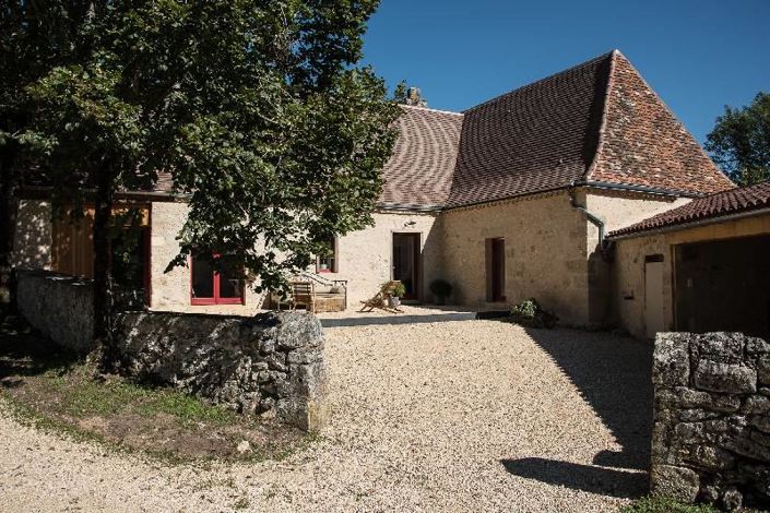 Image No.10-3 Bed House for sale