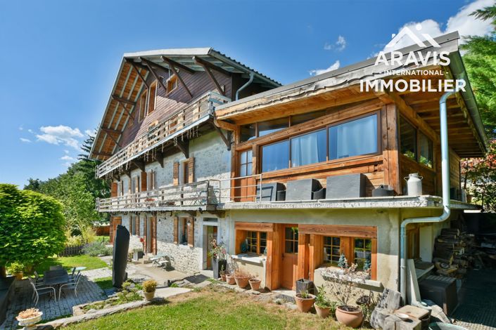 Image No.1-12 Bed House for sale